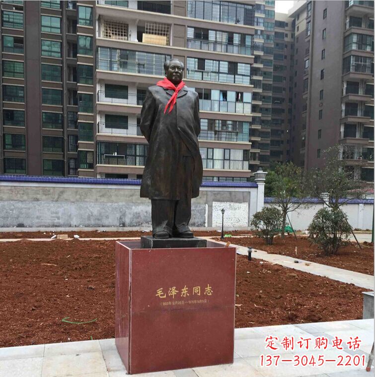 泰州毛主席伟人铜雕,让传承历史文脉!
