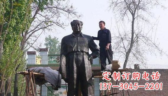 泰州荣耀无双,中领雕塑推出毛主席伟人铜雕