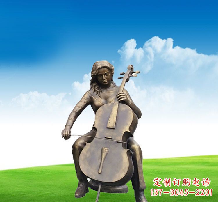 泰州美女拉大提琴雕塑