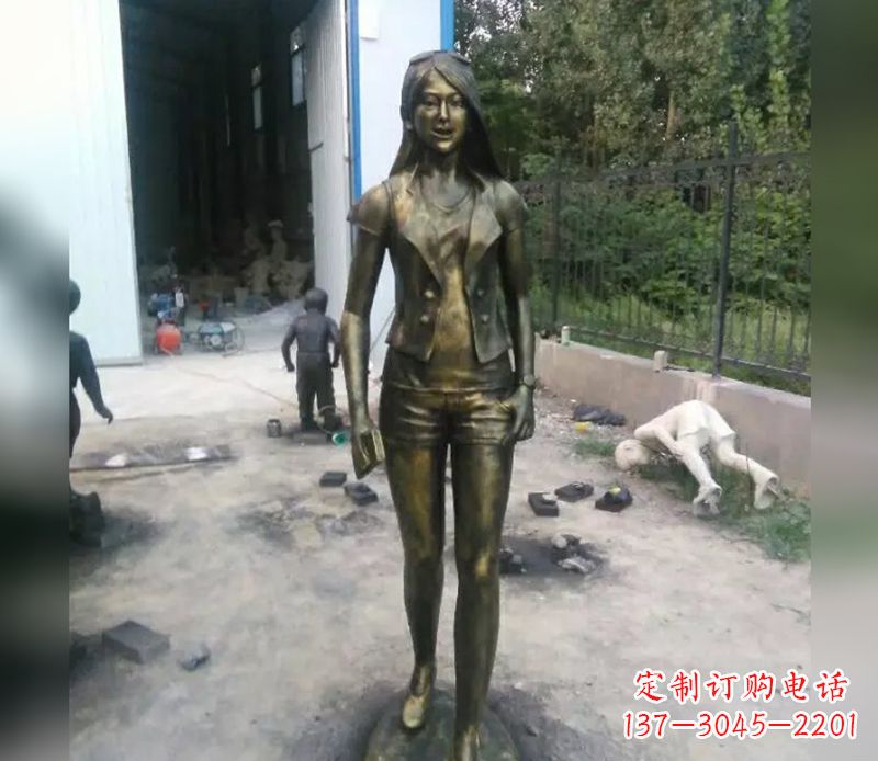 泰州美女人物铜雕