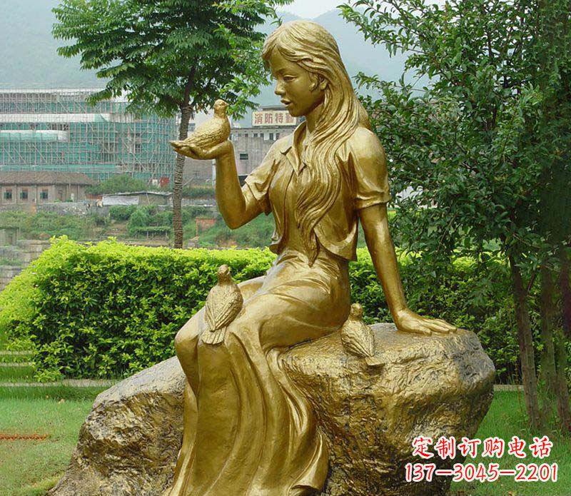 泰州激发无限灵感的精美鸽子雕塑