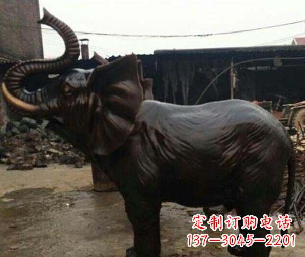泰州门口大象铜雕