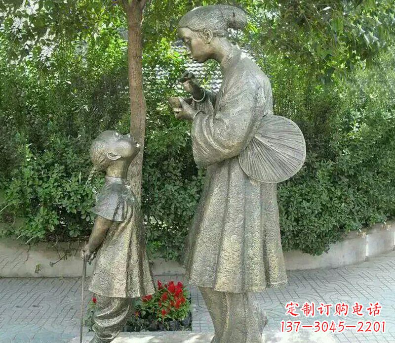 泰州用浓浓母爱温暖心中的母亲雕塑