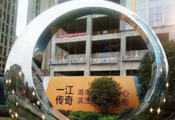 泰州让您的空间脱颖而出！时尚镜面不锈钢圆环景观雕塑