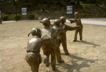 泰州珍贵传统，中领雕塑老鹰抓小鸡铜雕