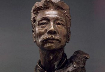 泰州鲁迅校园名人铜雕，展现鲁迅文学精神