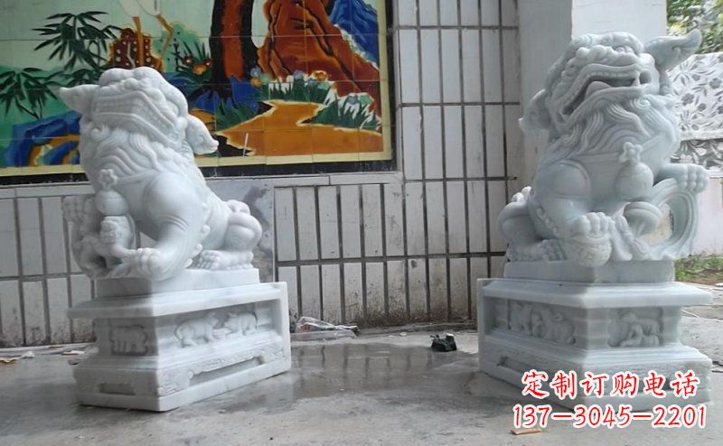 泰州南狮汉白玉狮子石雕