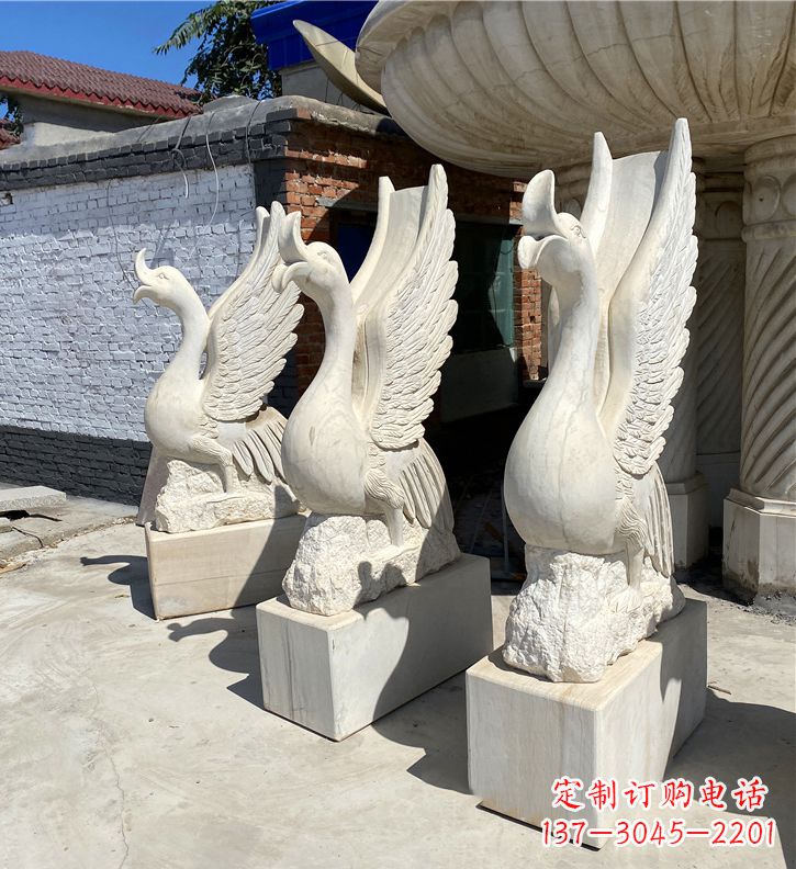 泰州金羽天鹅雕塑,给您的公园带来浪漫景致