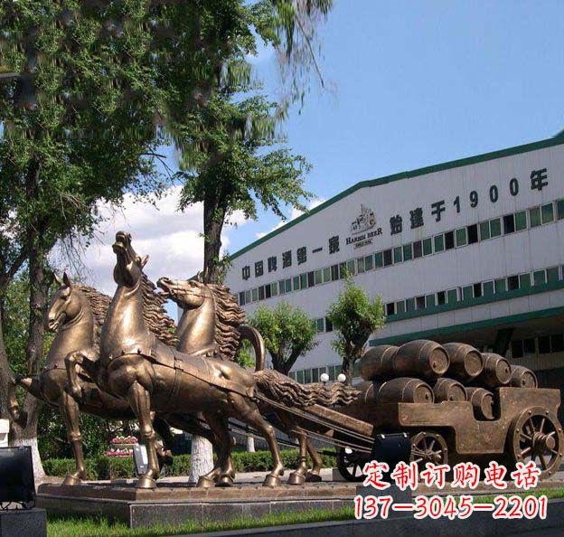 泰州追求完美,华丽马车铜雕塑