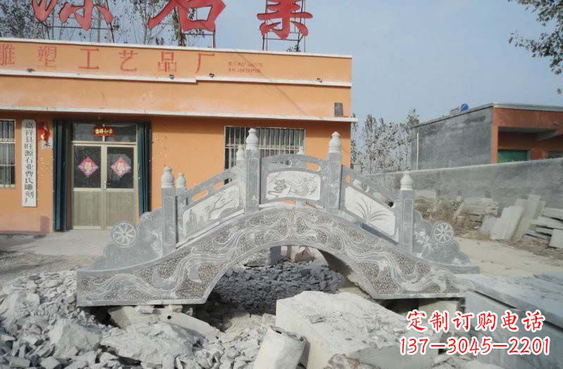 泰州青石仿古拱桥雕塑,令领雕塑为您打造