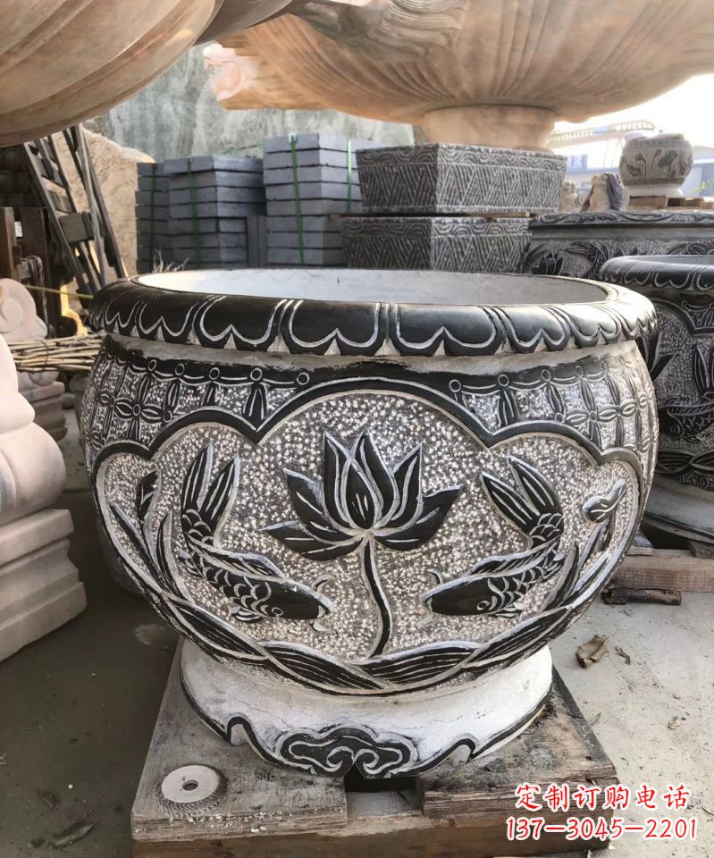 泰州青石仿古荷花鱼缸复古石雕庭院水缸
