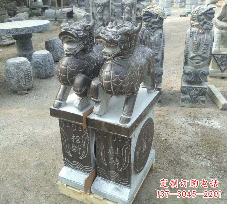 泰州精美的青石门口麒麟雕塑