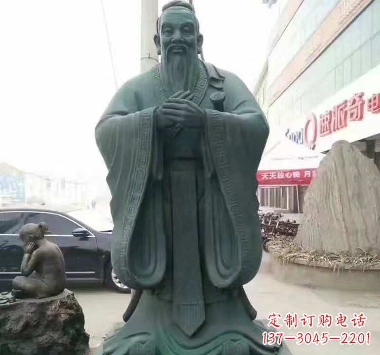 泰州精美的青铜孔子雕像