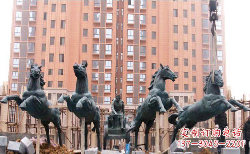 泰州精美青铜马拉车广场雕塑