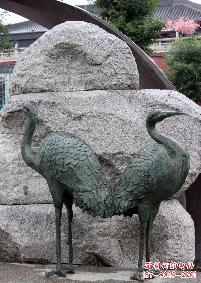 泰州青铜仙鹤公园动物雕塑--令人叹为观止的完美艺术品