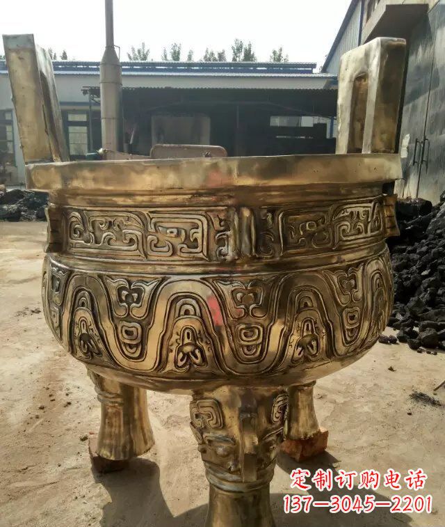 泰州追求完美的三足香炉