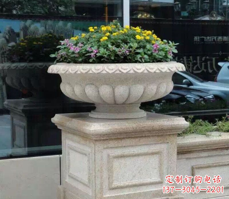 泰州商场门口大理石花盆景观雕塑