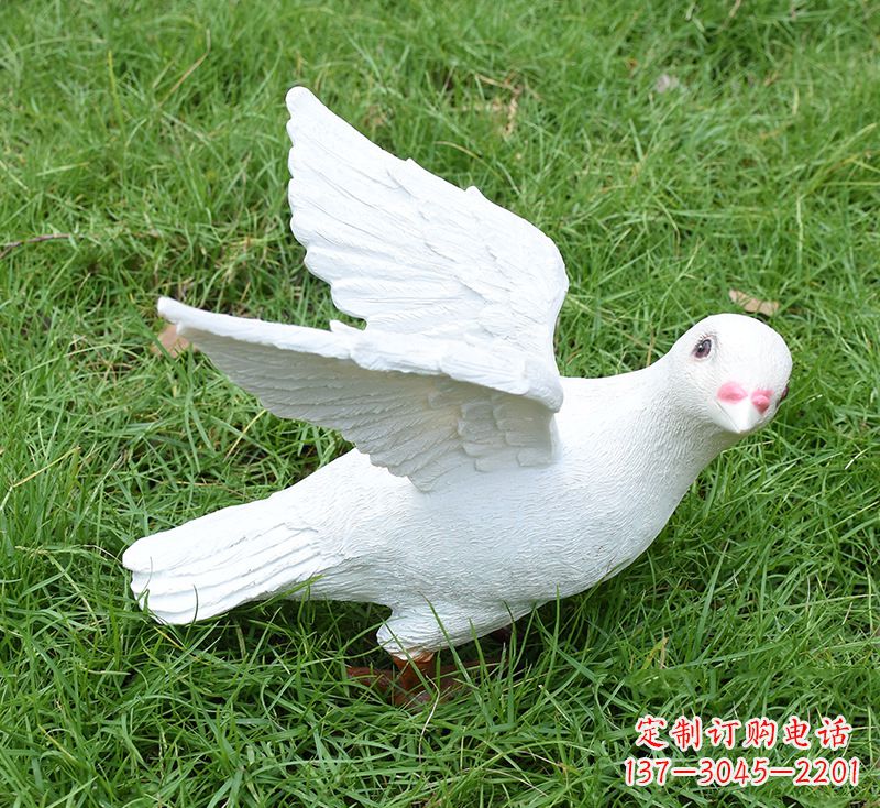 泰州象征和平的少女和平鸽雕塑
