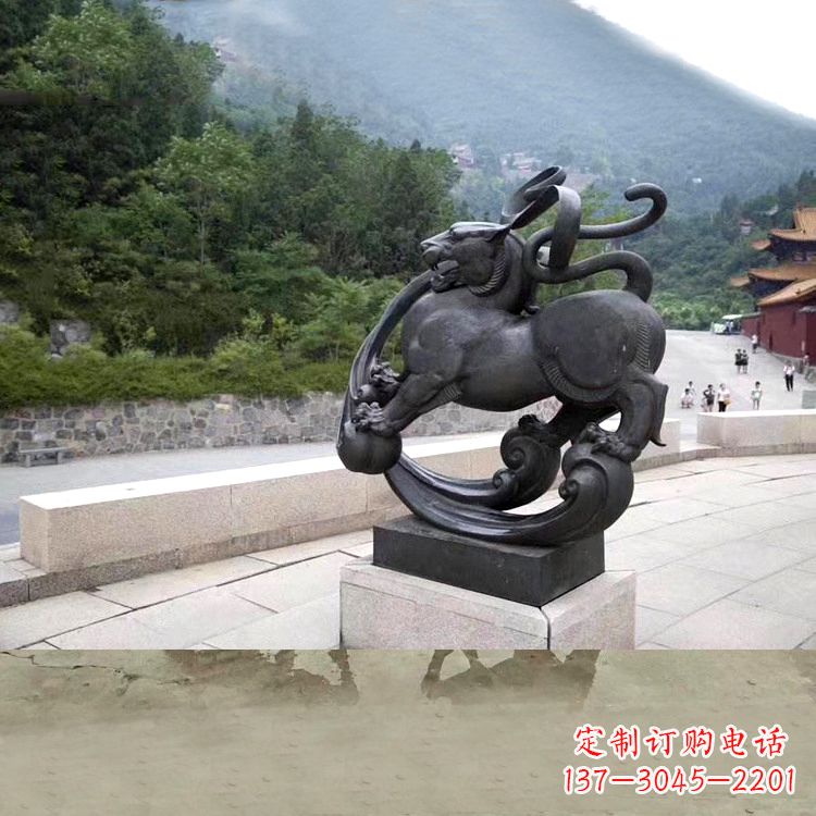 泰州神兽白虎铜雕塑,雕刻出传统中国文化之精髓