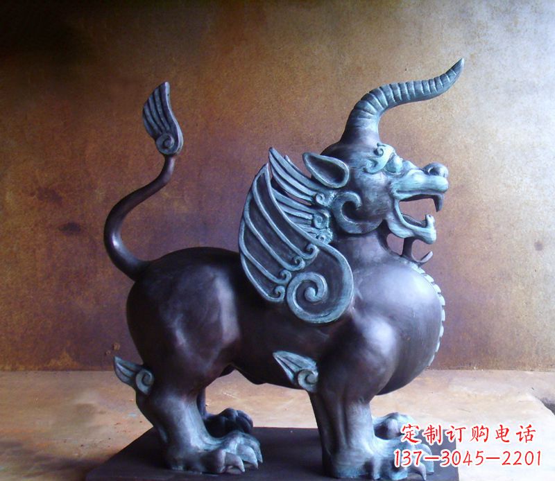 泰州传承中国神兽文化的独角兽铜雕塑