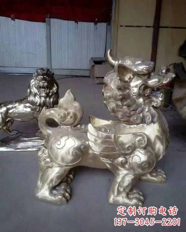 泰州中领雕塑:貔貅铜雕精致雕塑