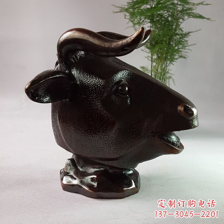 泰州铸铜牛的雕塑,尽显您的牛年风采