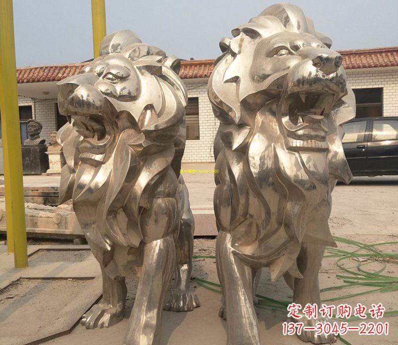 泰州象征力量与智慧的狮子雕塑