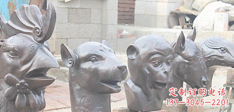 泰州十二生肖铜雕,独特的动物雕塑