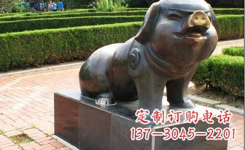 泰州古典中国十二生肖猪铜雕塑