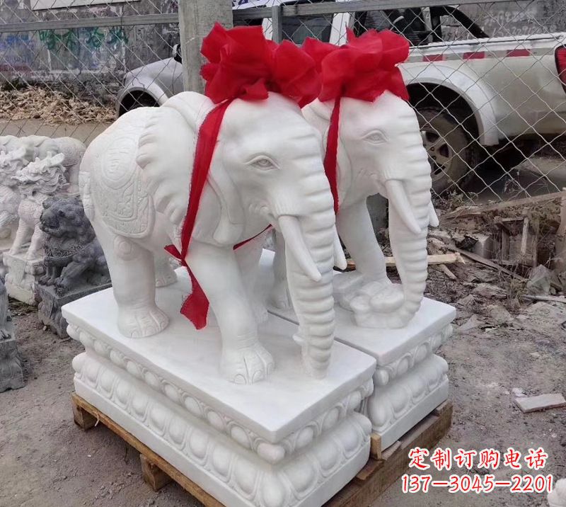 泰州元宝驾驭的大象雕塑艺术
