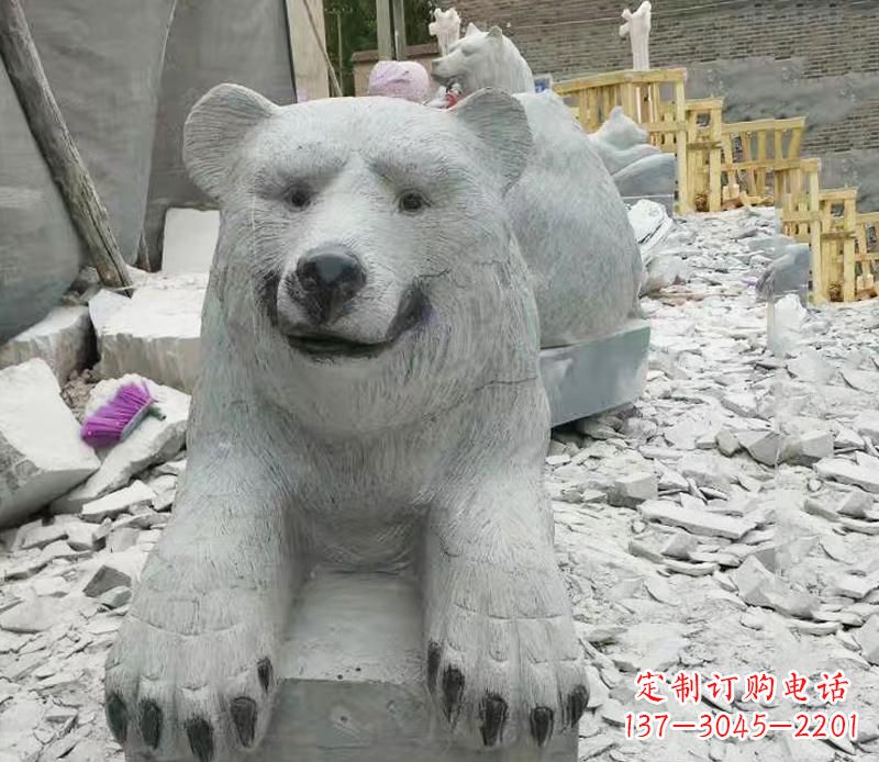 泰州高端石雕狗熊雕塑,精致细节,完美还原动物真实感