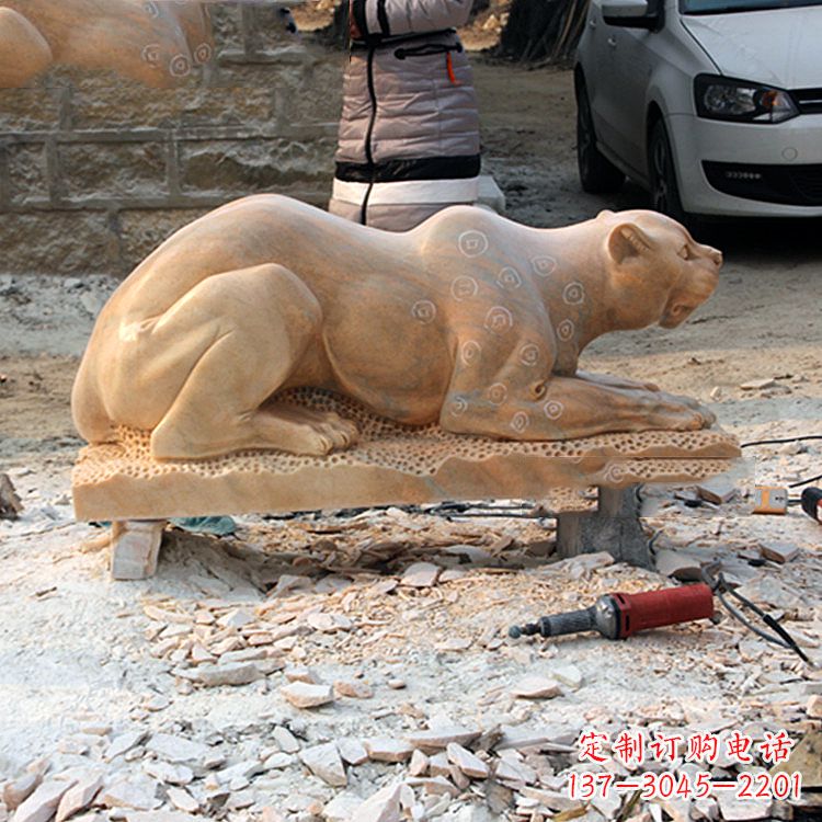泰州中领雕塑:精美雕刻豹雕塑