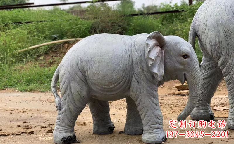 泰州青石大象雕塑,典雅而又时尚