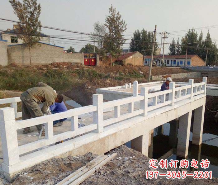 泰州寺庙景观汉白玉栏板石雕 