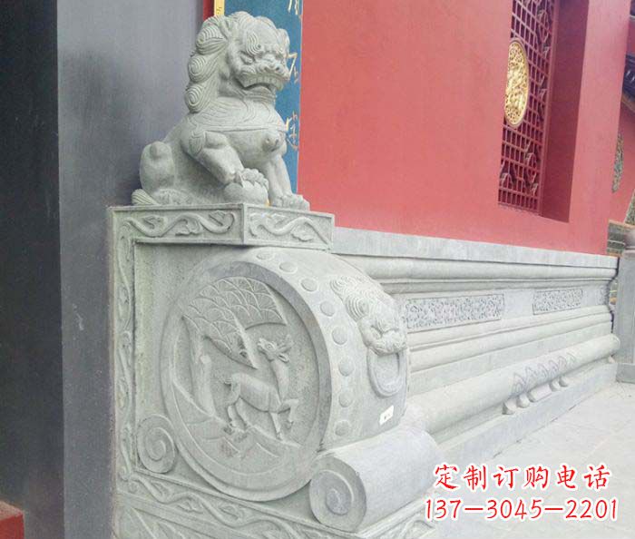 泰州寺庙景观狮子石门墩抱鼓石
