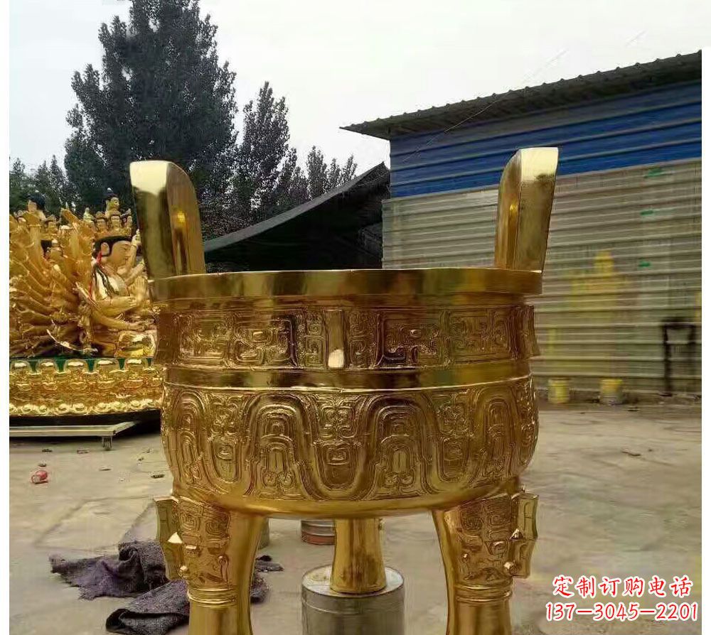 泰州寺庙三足圆形香炉铜雕