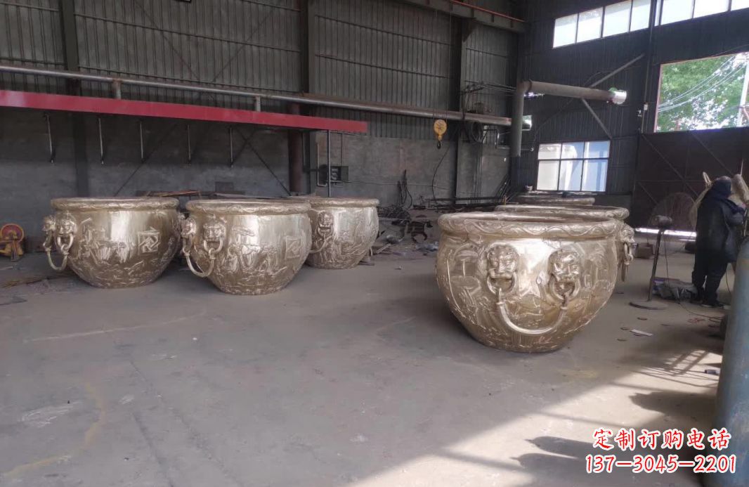 泰州寺庙水缸铜雕塑