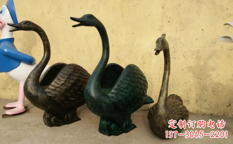 泰州天鹅动物铜雕 (3)