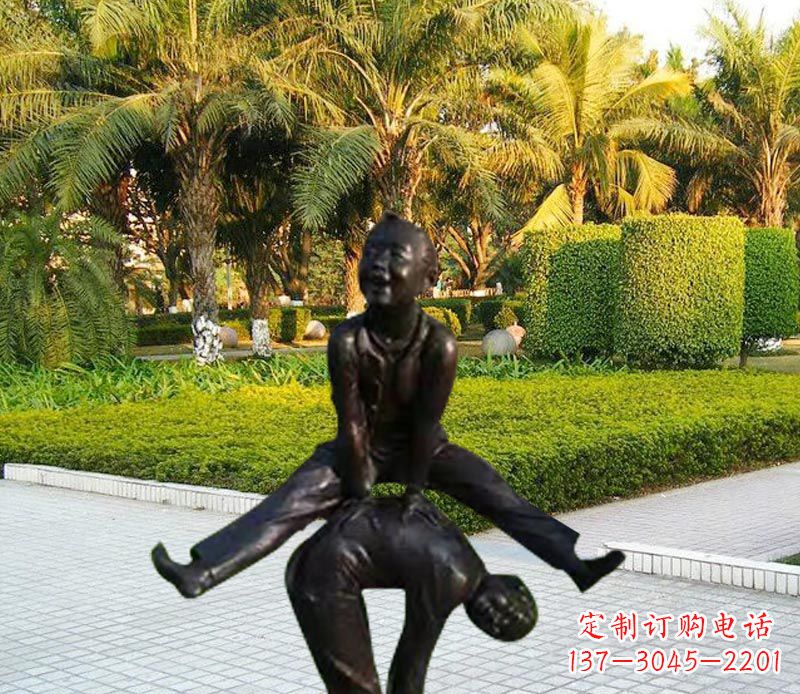 泰州跳山羊的儿童铜雕