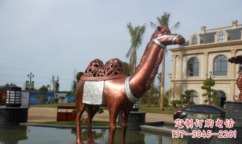 泰州铜雕抽象骆驼