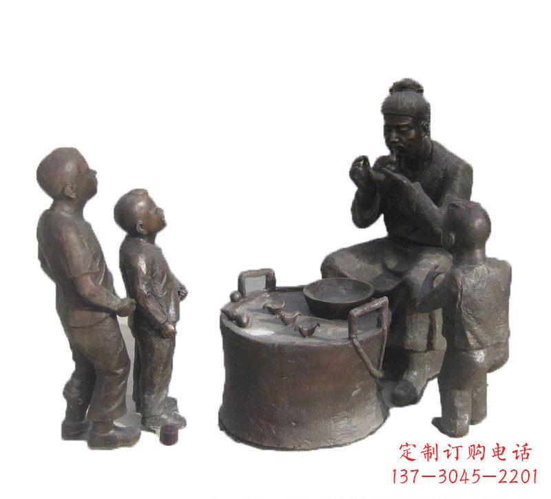 泰州铜雕吹糖人的古代人物