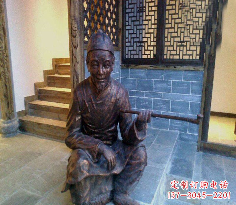 泰州铜雕店小二吸烟庭院人物雕塑