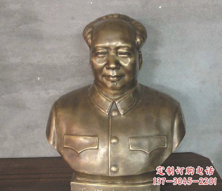 泰州铜雕广场纪念伟人毛主席雕塑