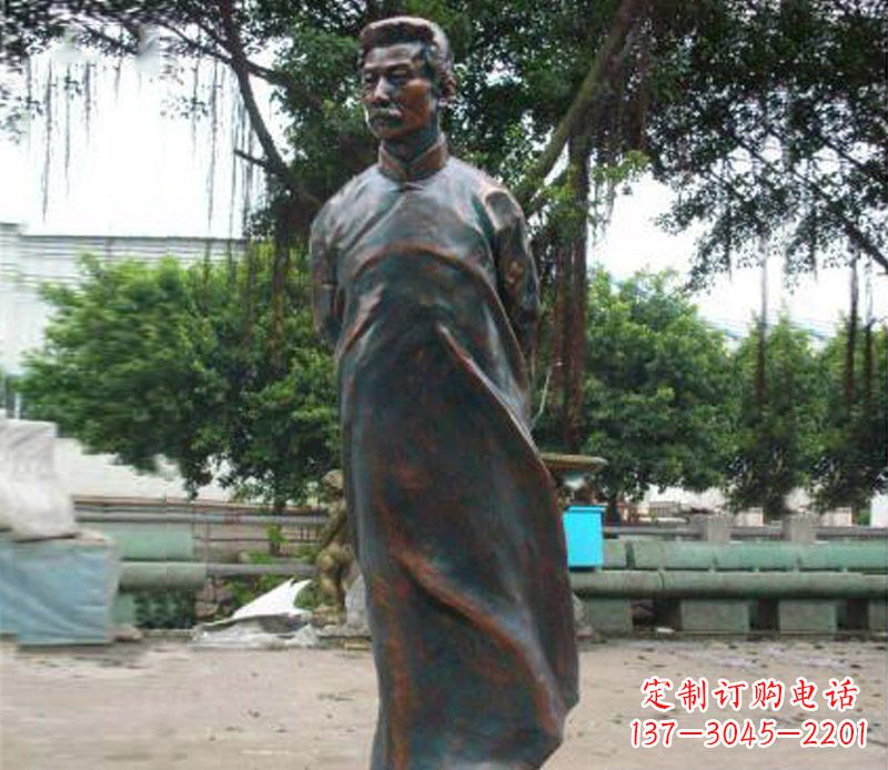 泰州铜雕校园鲁迅人物雕像摆件
