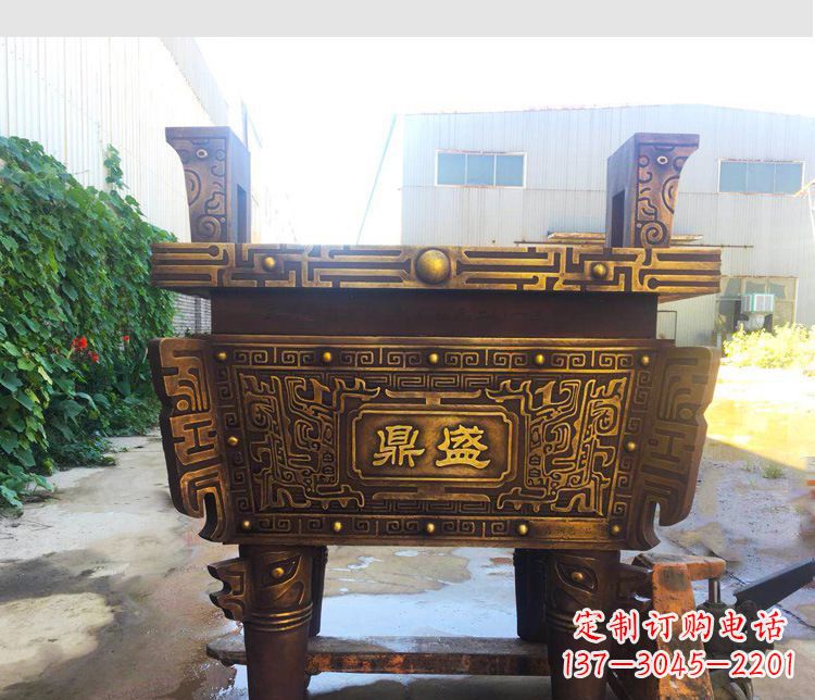 泰州铜雕招财鼎盛香炉