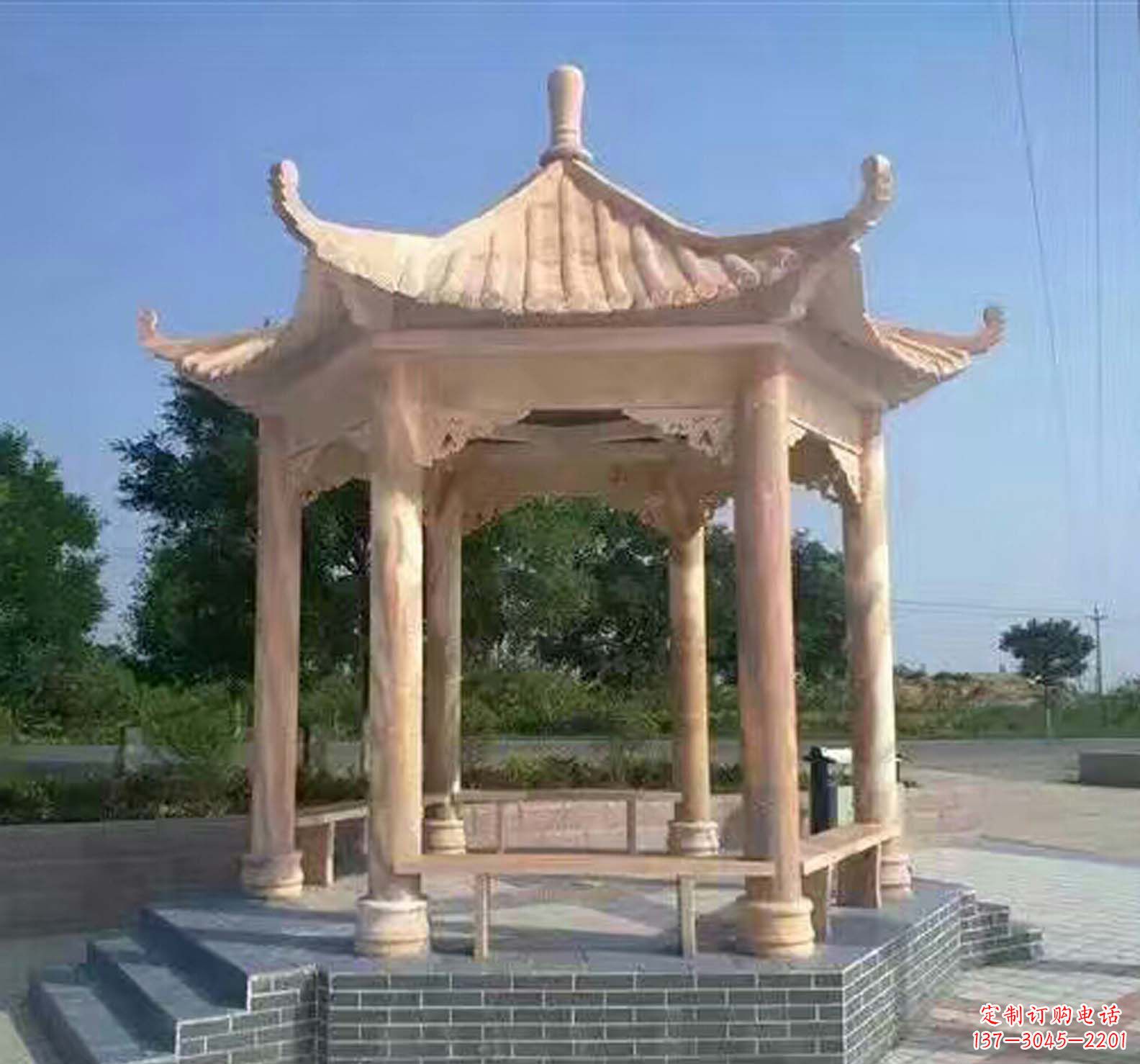 泰州晚霞红公园景观凉亭