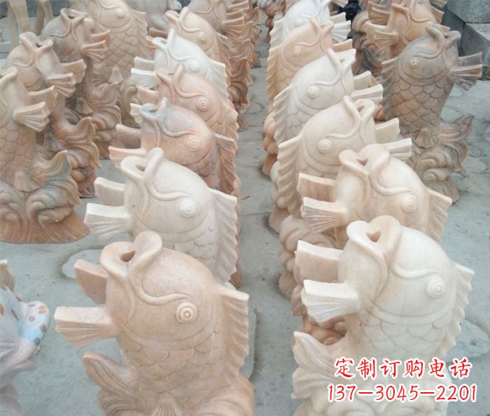 泰州晚霞红喷水鲤鱼公园石雕 (2)