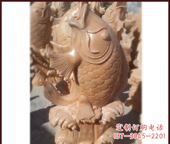 泰州晚霞红喷水鲤鱼石雕 (3)