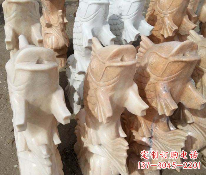 泰州晚霞红喷水鲤鱼庭院石雕