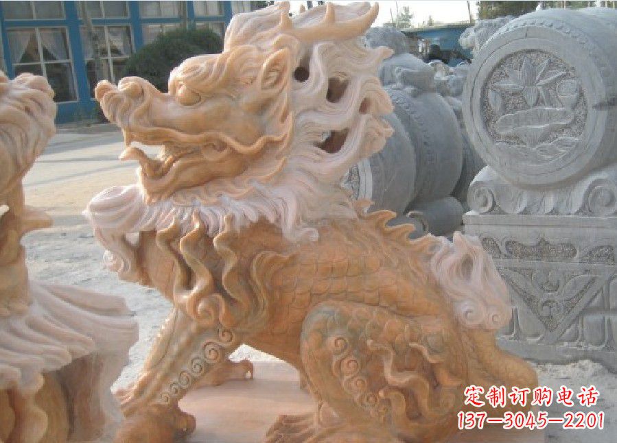 泰州晚霞红神兽麒麟雕塑